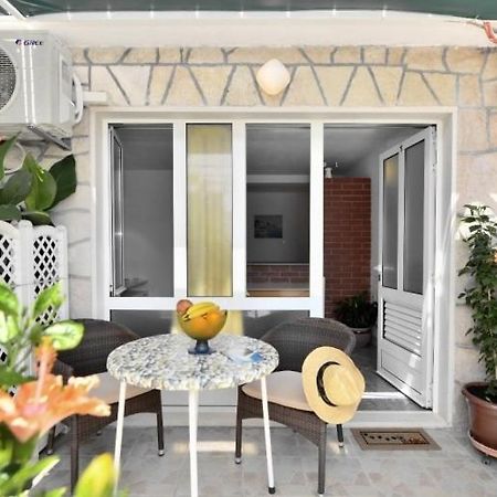 Studio Apartments 4 Two Бол Екстер'єр фото