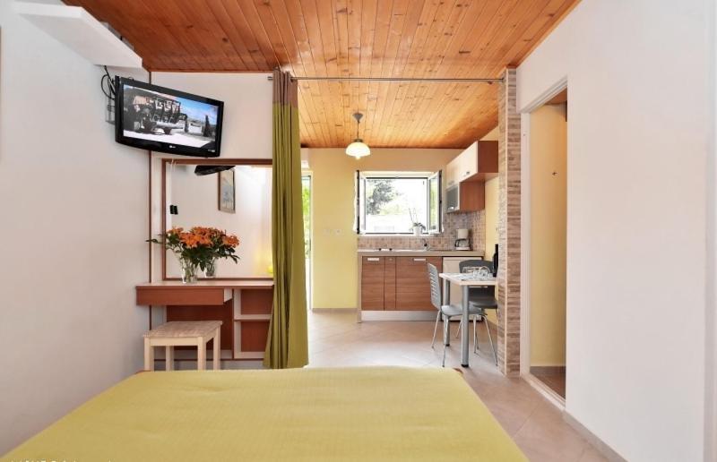 Studio Apartments 4 Two Бол Екстер'єр фото