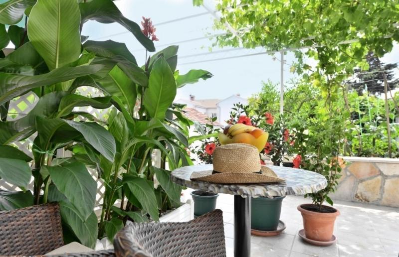 Studio Apartments 4 Two Бол Екстер'єр фото