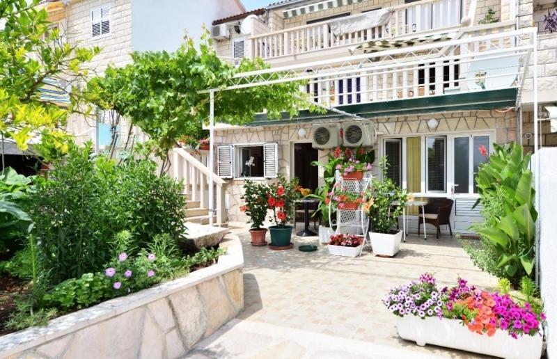 Studio Apartments 4 Two Бол Екстер'єр фото