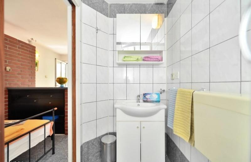 Studio Apartments 4 Two Бол Екстер'єр фото