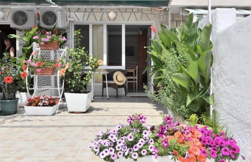 Studio Apartments 4 Two Бол Екстер'єр фото