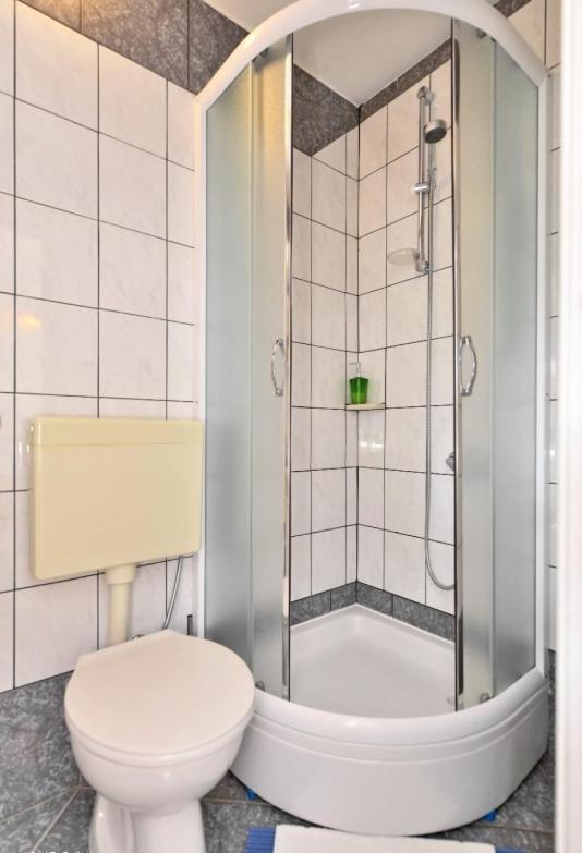 Studio Apartments 4 Two Бол Екстер'єр фото